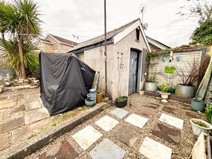 Photo 24- click for photo gallery